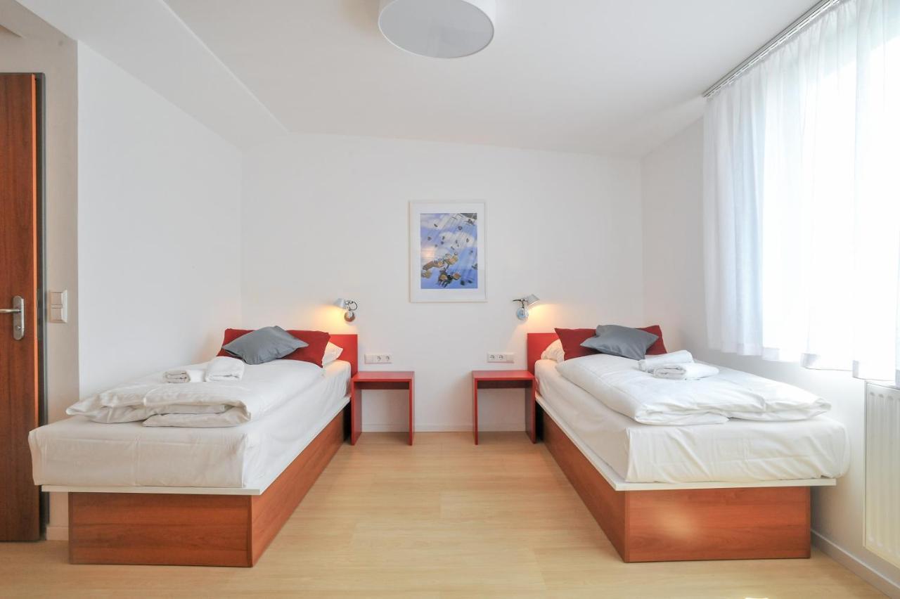 Gaestehaus Abz Stuttgart Estugarda Exterior foto