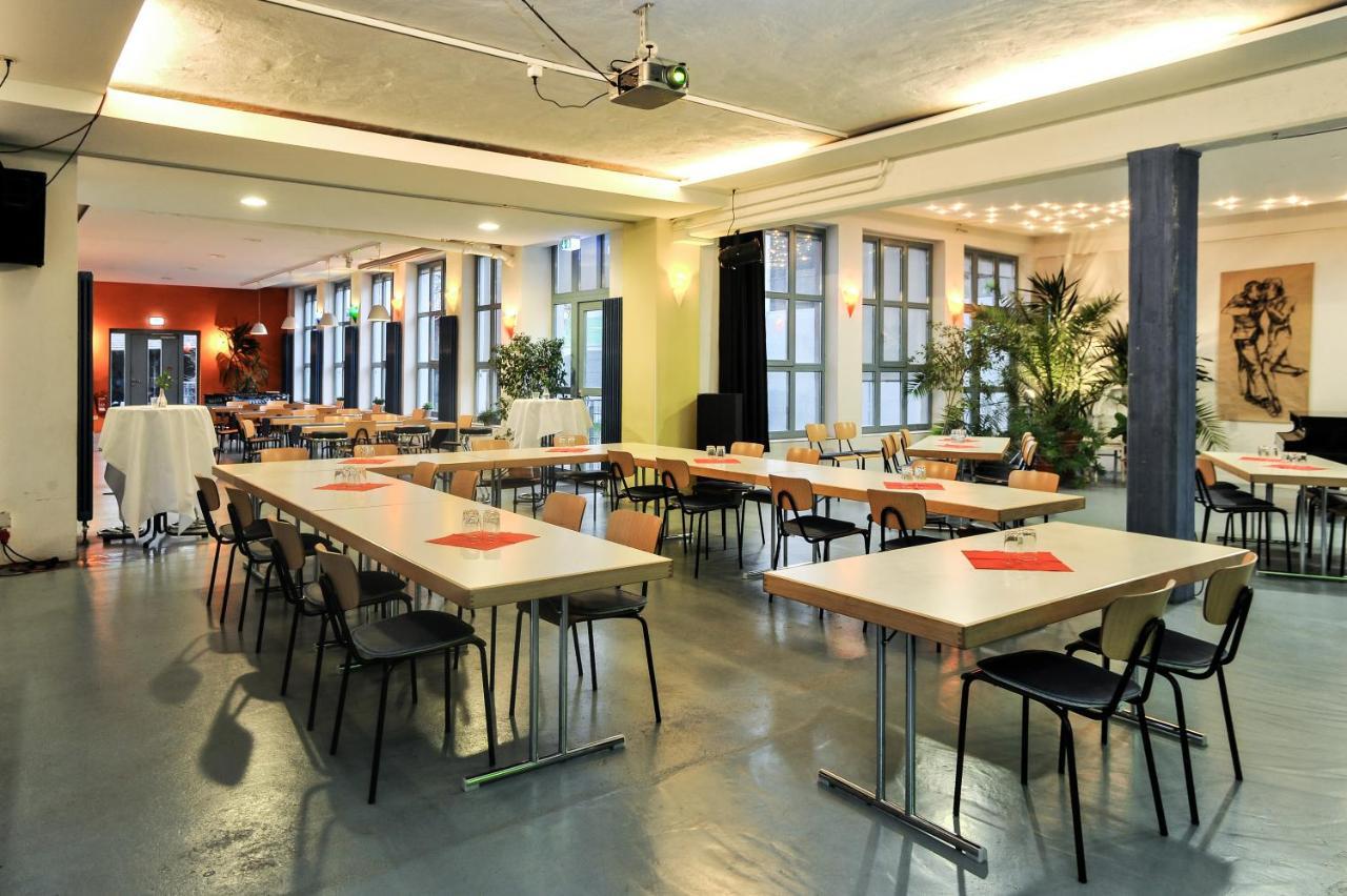 Gaestehaus Abz Stuttgart Estugarda Exterior foto